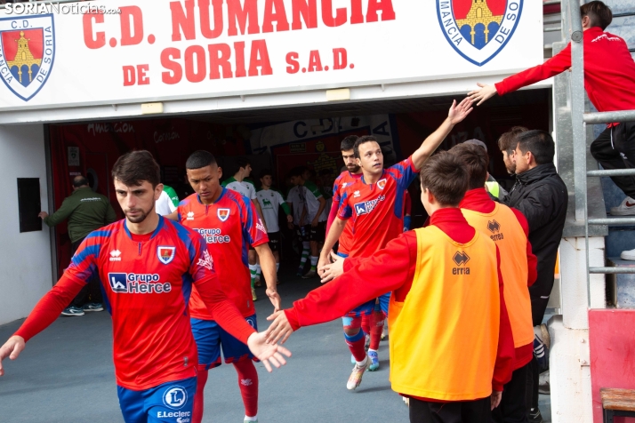 Numancia vs Rayo Cantabria