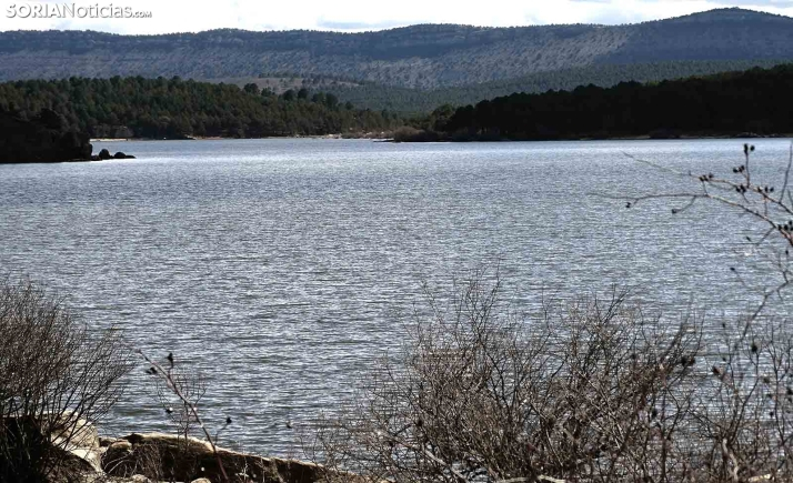 El embalse mantiene reservas