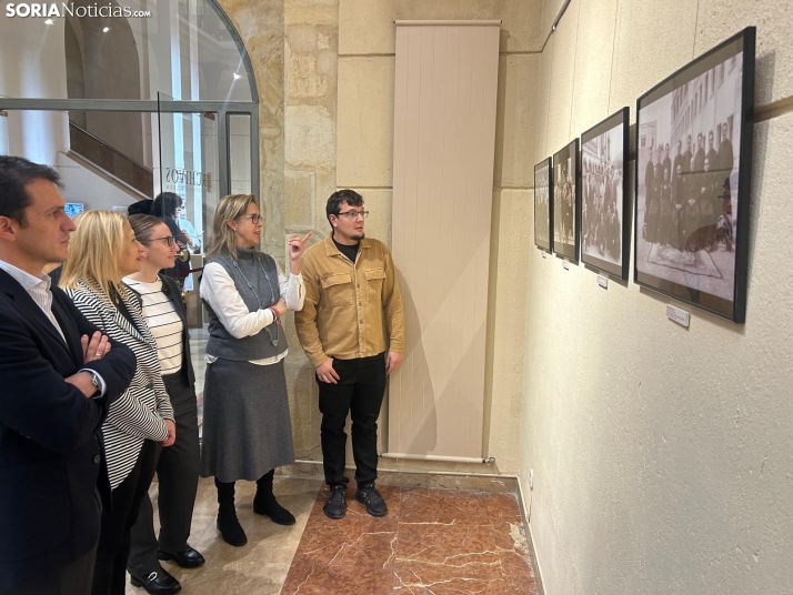 &iquest;Reconoces a estos alumnos del S.XX? El Archivo Hist&oacute;rico necesita tu ayuda