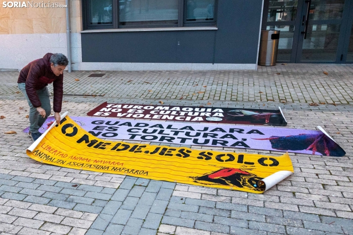 Manifestación PACMA Toro Jubilo./ Viksar Fotografía