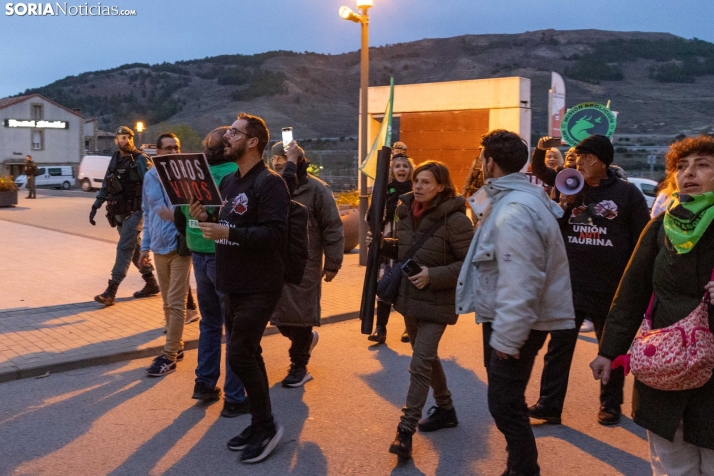 Manifestación PACMA Toro Jubilo./ Viksar Fotografía