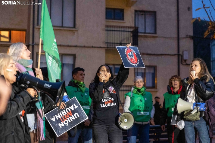 Manifestación PACMA Toro Jubilo./ Viksar Fotografía