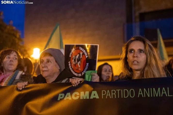 Manifestación PACMA Toro Jubilo./ Viksar Fotografía