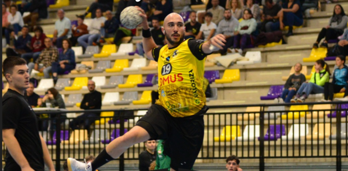 El Balonmano Soria brilla con autoridad en Santoña (25-38)
