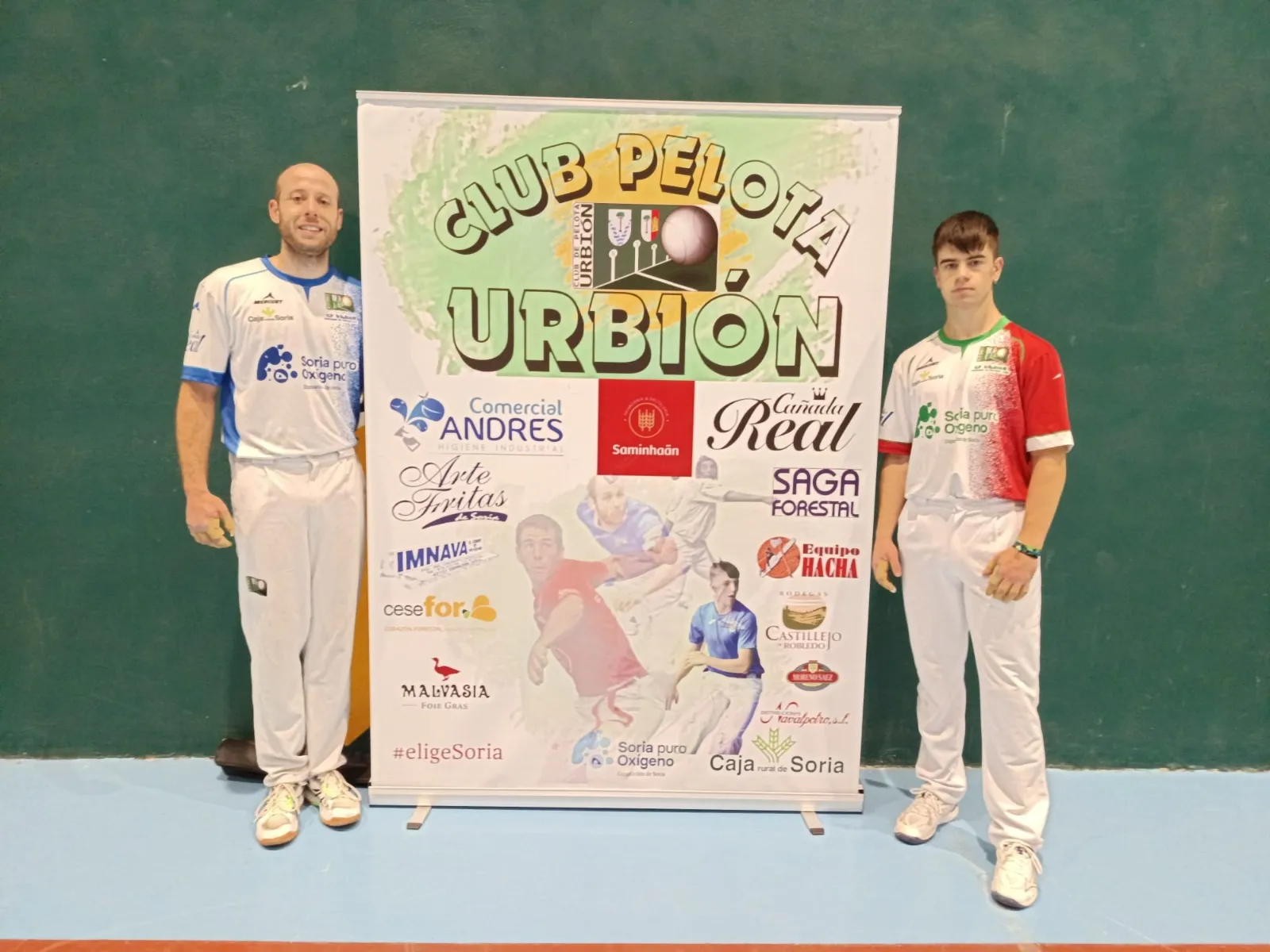 Foto 2 - As&iacute; va el torneo de Navidad de Pelota