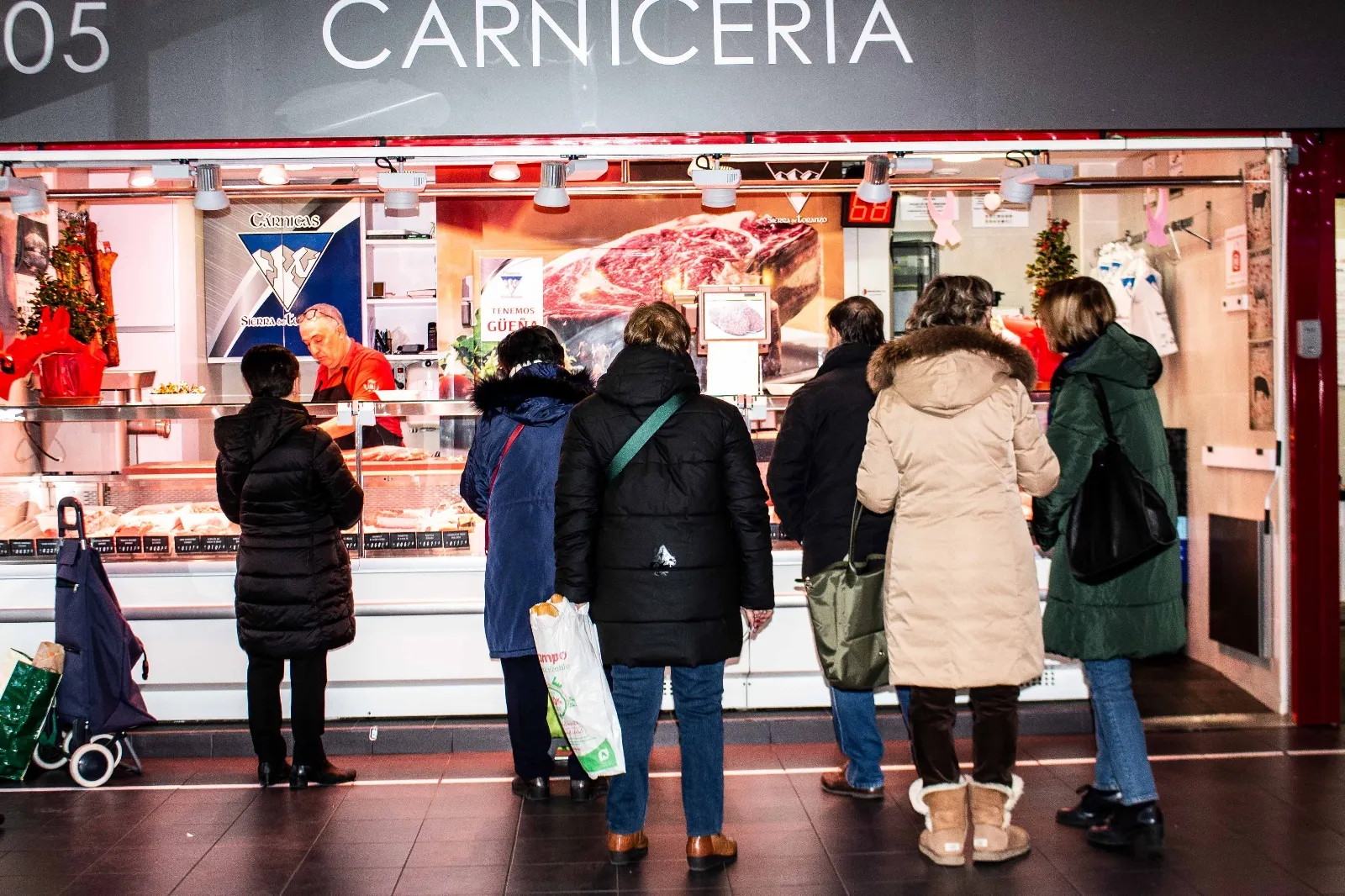Foto 9 - Los sorianos ultiman sus compras para la cena de Nochebuena: Estos productos van que vuelan