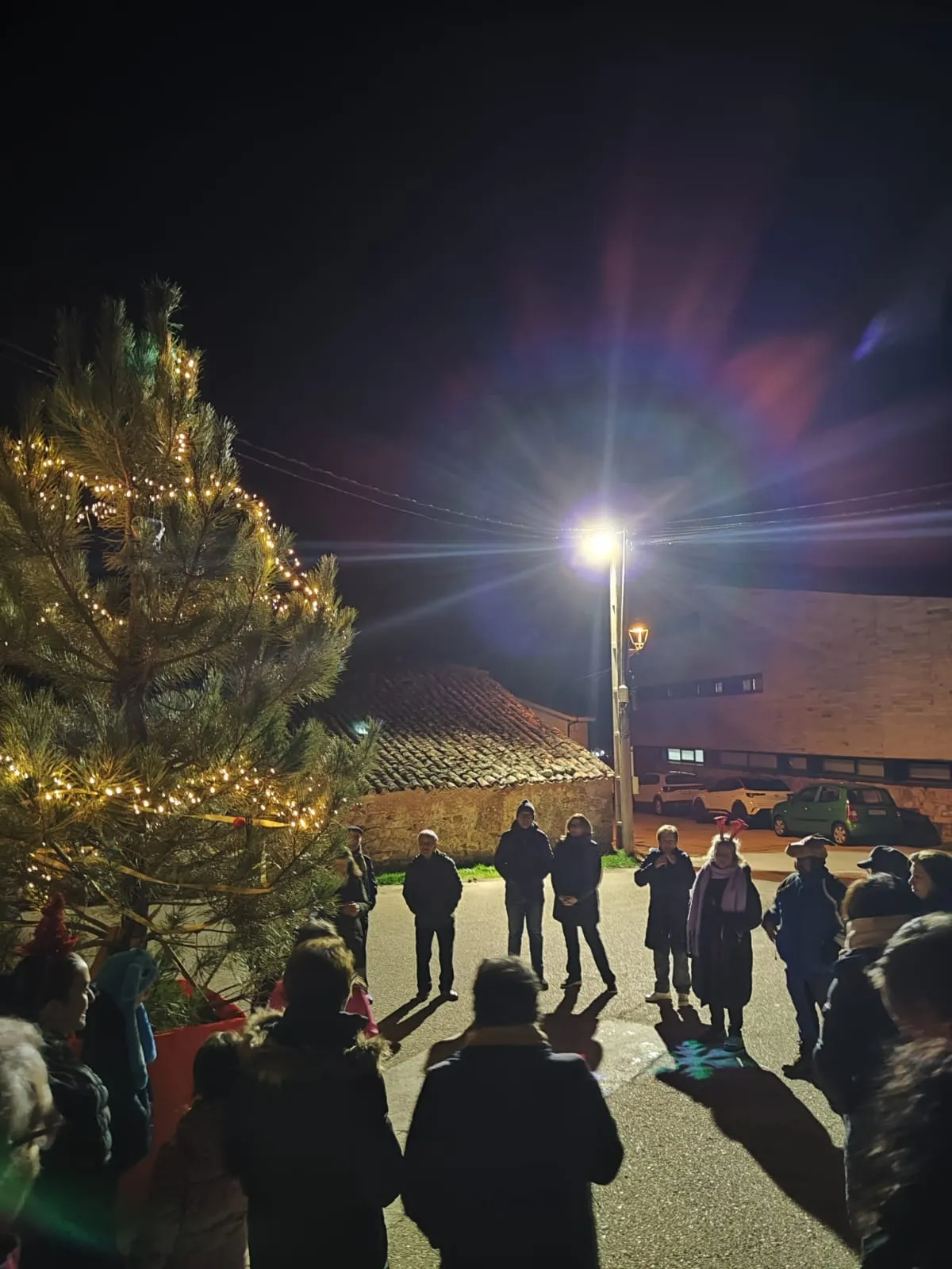 Foto 2 - Carbonera de Frentes da la bienvenida a la  Navidad con tradici&oacute;n e ilusi&oacute;n