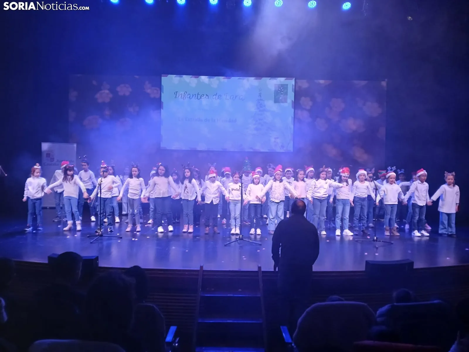 Foto 2 - 470 ni&ntilde;os cantan a la Navidad en el XXVII Certamen Escolar de Villancicos &lsquo;Ciudad de Soria&rsquo;