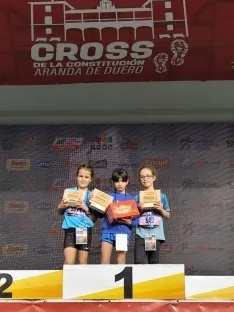 Foto 4 - Buen bot&iacute;n de los atletas sorianos en el Cross de la Constituci&oacute;n de Aranda de Duero