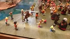 Foto 7 - M&aacute;s de 1.000 mu&ntilde;ecos de Playmobil reviven la cultura soriana en el bel&eacute;n de Garray