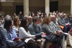 Elaboración con bombones de cardo rojo de Ágreda.