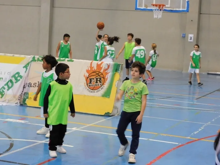 EN FOTOS | Deporte y solidaridad juegan un mismo partido para colaborar con distintas asociaciones