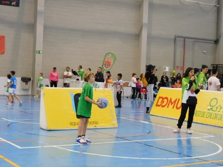EN FOTOS | Deporte y solidaridad juegan un mismo partido para colaborar con distintas asociaciones