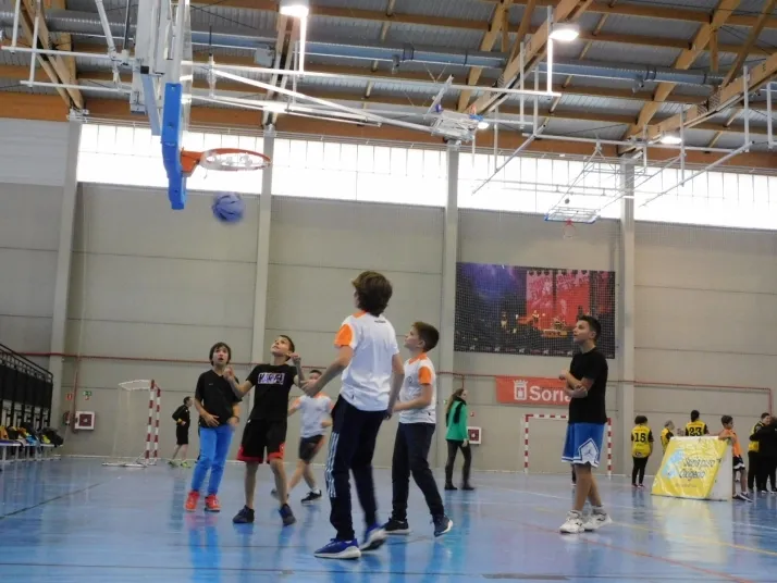 EN FOTOS | Deporte y solidaridad juegan un mismo partido para colaborar con distintas asociaciones