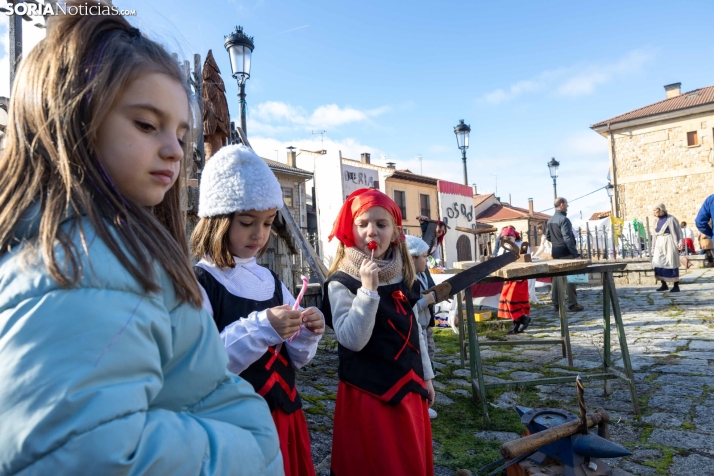 Belén viviente Duruelo de la Sierra 2025./ Viksar Fotografía