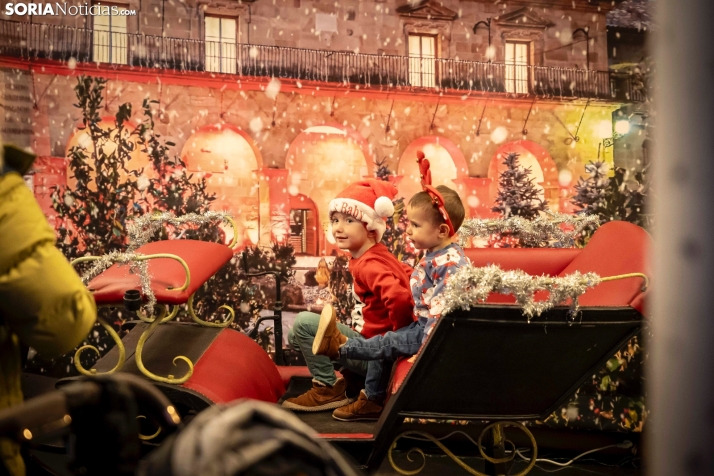 EN FOTOS | La magia de la Navidad llena el Palacio de la Audiencia con el concierto solidario de Cruz Roja