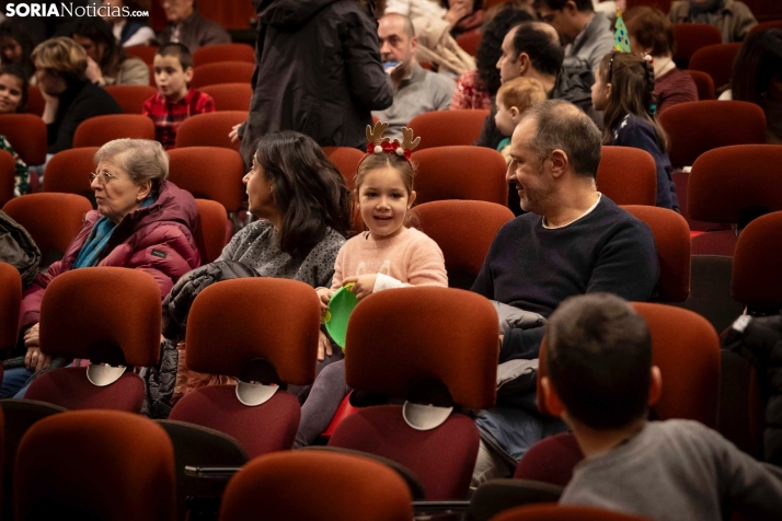 EN FOTOS | La magia de la Navidad llena el Palacio de la Audiencia con el concierto solidario de Cruz Roja