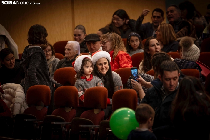 EN FOTOS | La magia de la Navidad llena el Palacio de la Audiencia con el concierto solidario de Cruz Roja