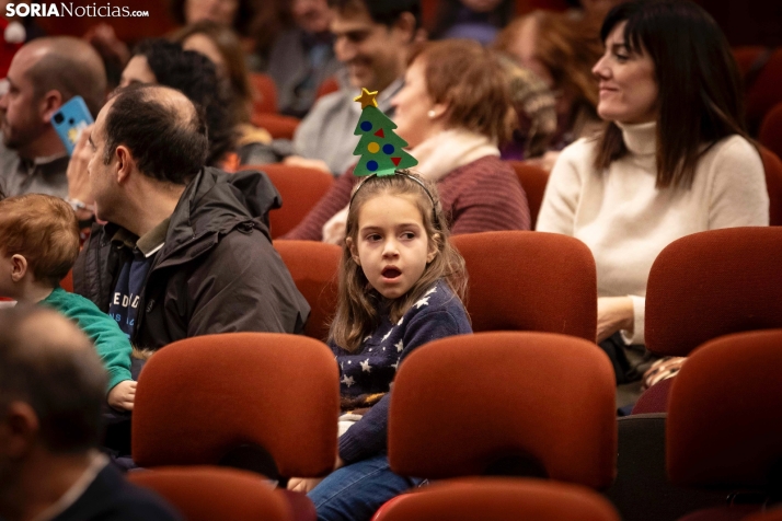 EN FOTOS | La magia de la Navidad llena el Palacio de la Audiencia con el concierto solidario de Cruz Roja