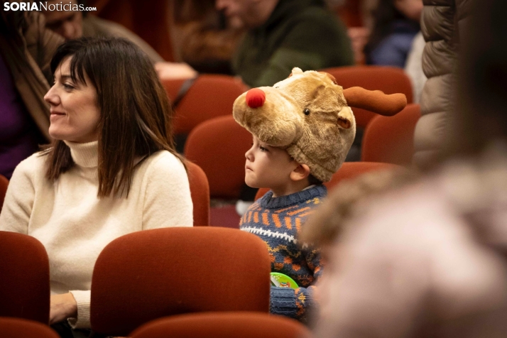 EN FOTOS | La magia de la Navidad llena el Palacio de la Audiencia con el concierto solidario de Cruz Roja