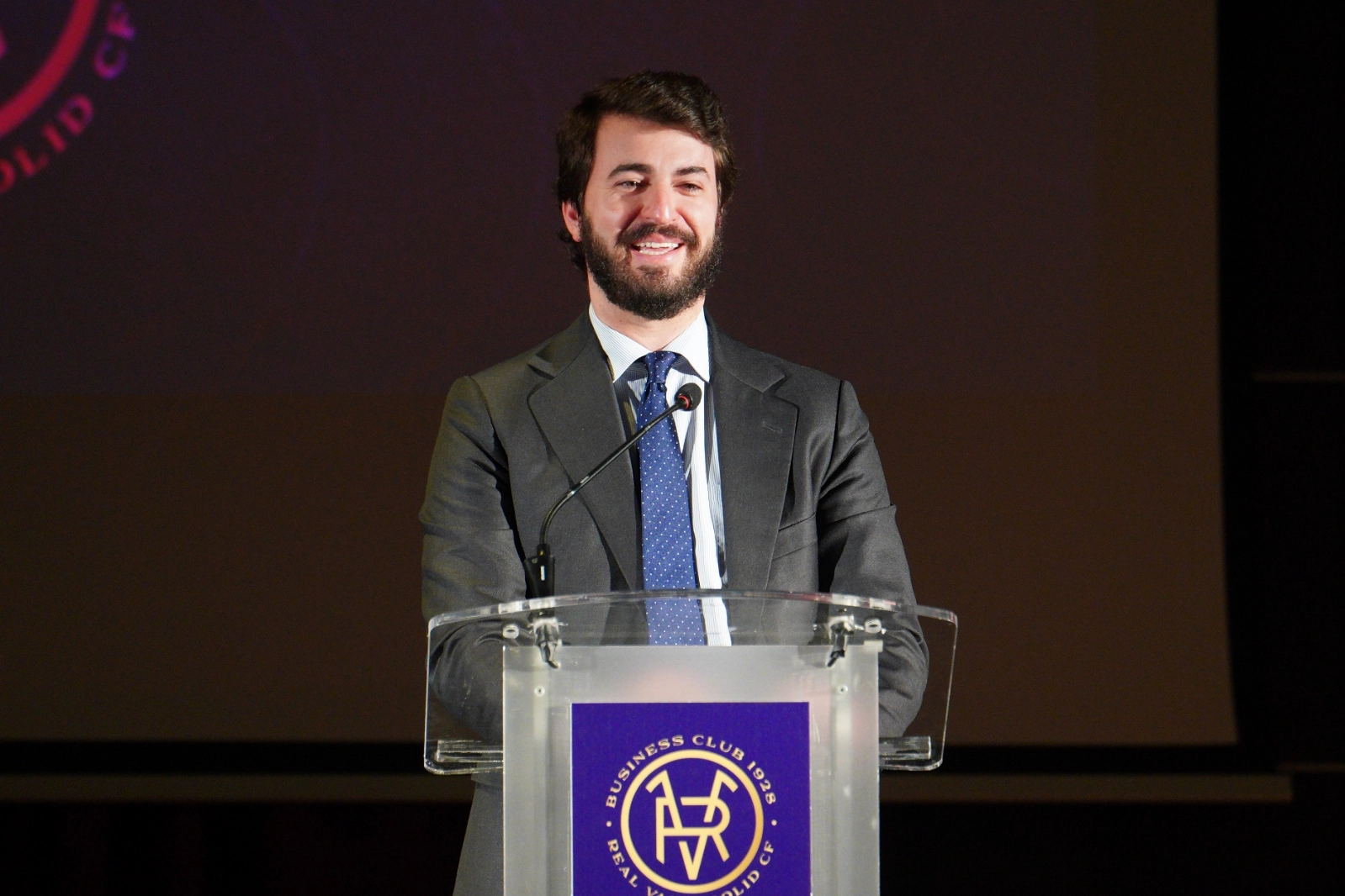 García Gallardo destaca que el fútbol ayuda a la cohesión de la sociedad