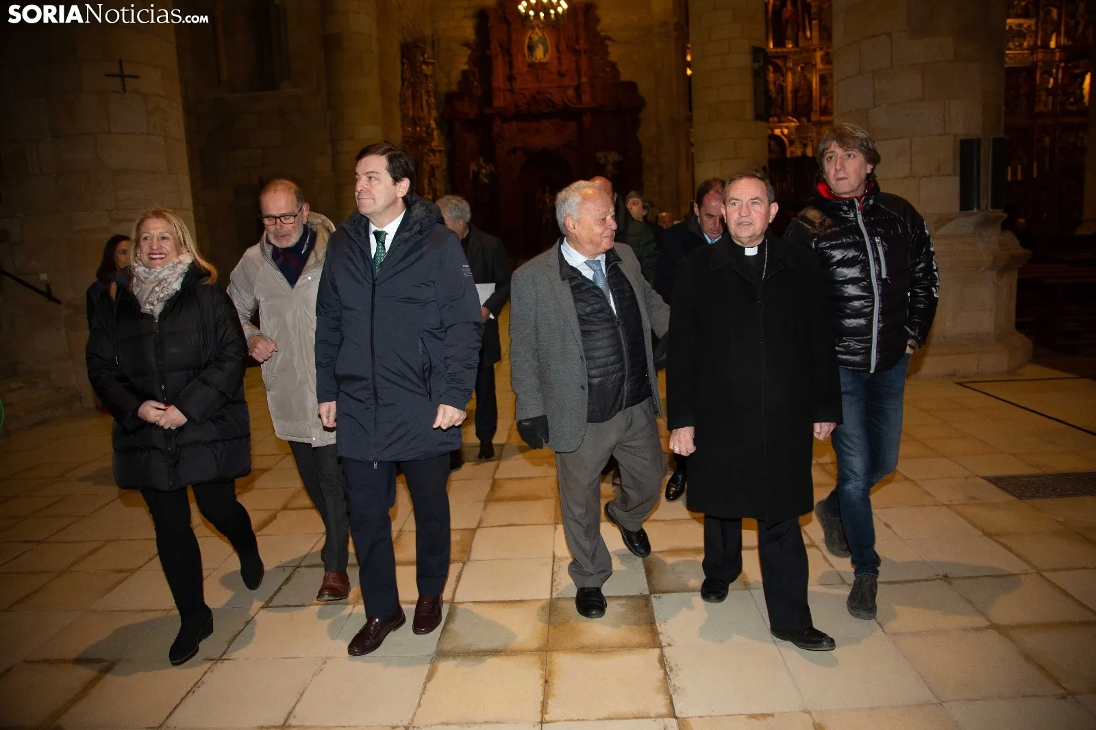 Mañueco presenta la actuación en el claustro y la fachada de la Concatedral de San Pedro
