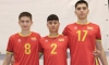 Los tres jóvenes sorianos con la elástica nacional en Francia. 