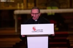 Mañueco presenta la actuación en el claustro y la fachada de la Concatedral de San Pedro