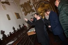 Mañueco presenta la actuación en el claustro y la fachada de la Concatedral de San Pedro