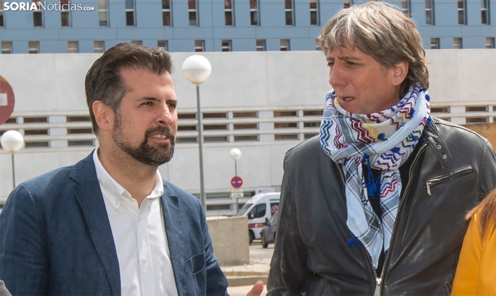 Carlos Martínez ya ejerce como secretario general de los socialistas de Castilla y León