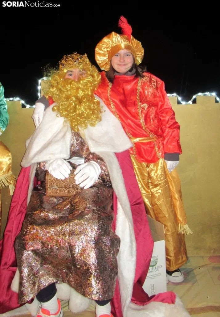 Fotos: Los Reyes Magos visitaron varios lugares de la provincia como Golmayo o la Barriada