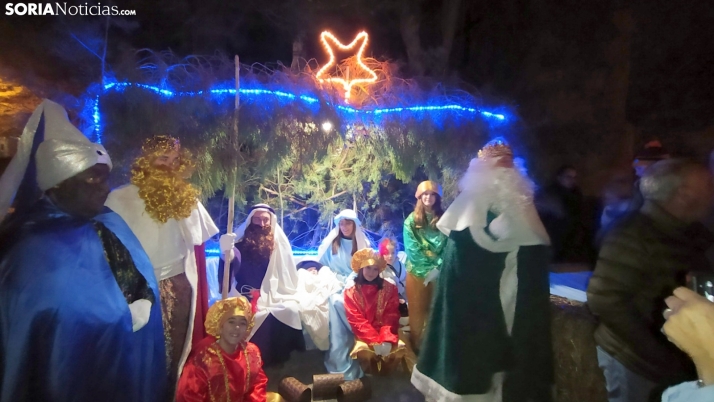 Fotos: Los Reyes Magos visitaron varios lugares de la provincia como Golmayo o la Barriada