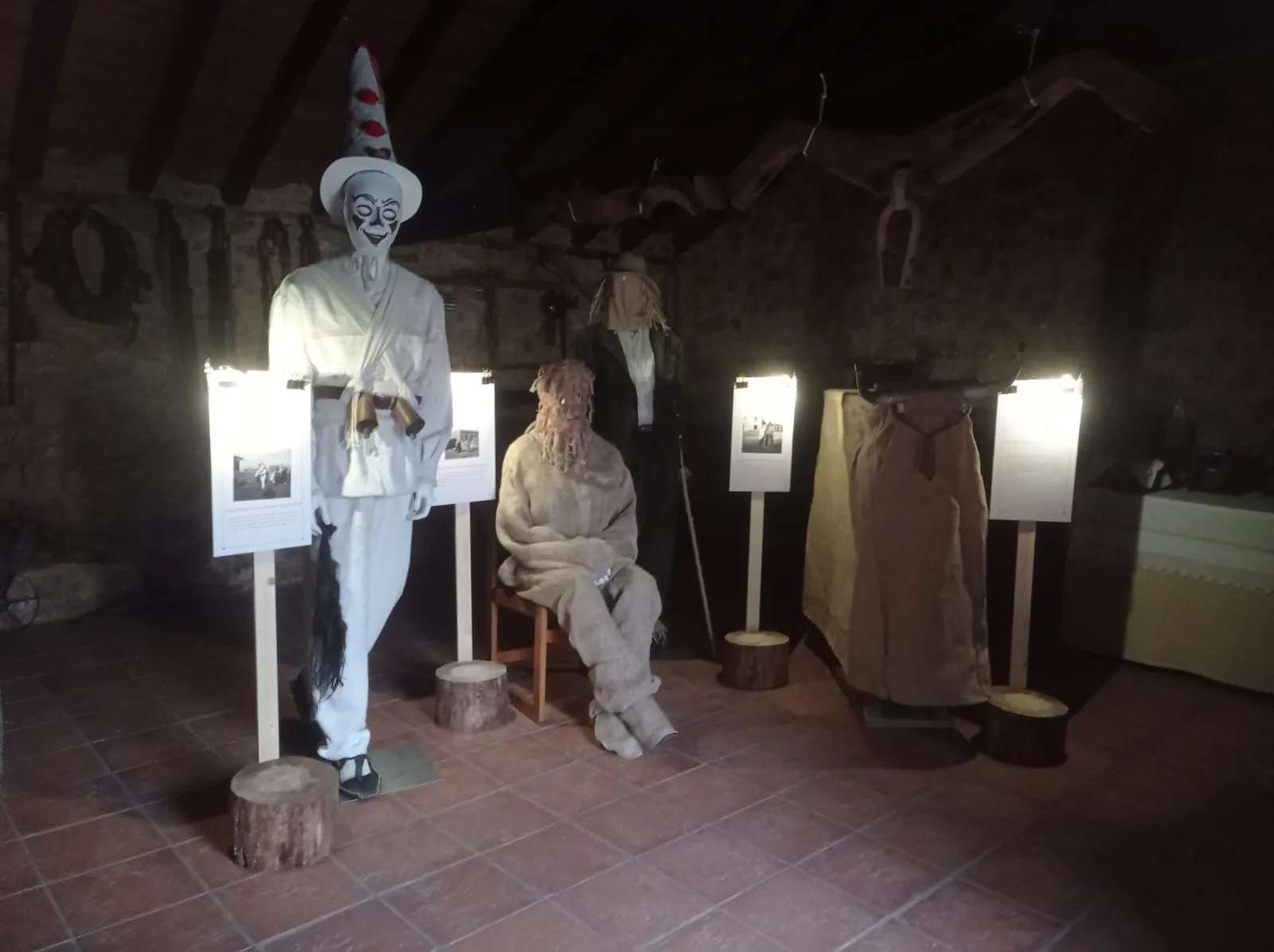 Las figuras que protagonizarán el carnaval de Alconaba. 