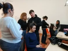Foto 18 - Los focos de la Escuela de Arte de Soria se encienden para una sesi&oacute;n de fotograf&iacute;a que prepara a los estudiantes para la vida laboral