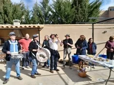 Foto 5 - Este pueblo de Soria de 70 habitantes cambia los gallos por pi&ntilde;atas para adaptar su fiesta a la actualidad