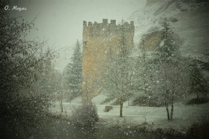Fotos: La nieve tambi&eacute;n cubre El Burgo y Ciudad de Osma