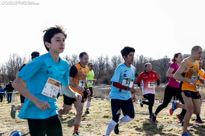 Atletismo en Ólvega./ Viksar Fotografía