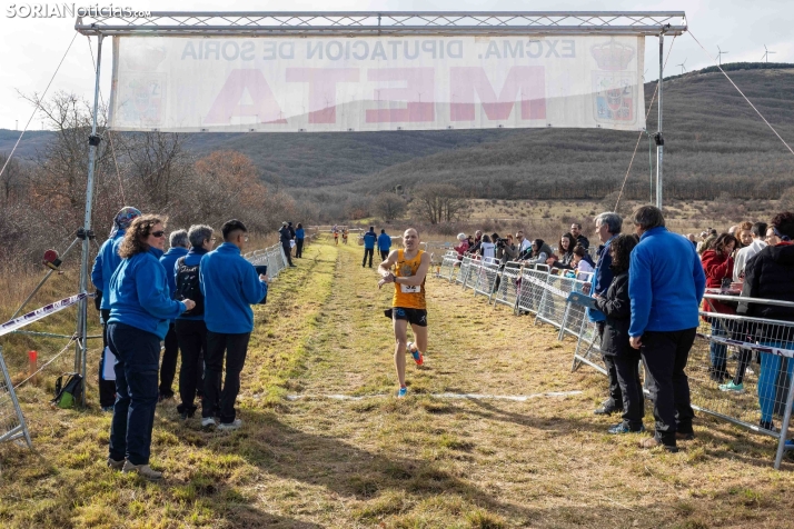 Atletismo en Ólvega./ Viksar Fotografía