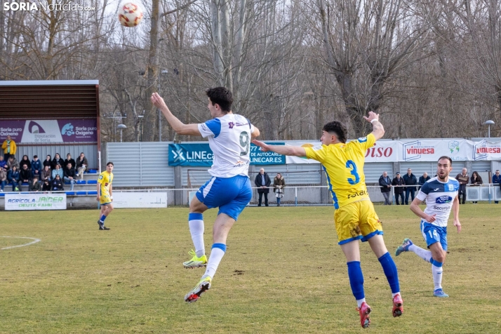 S.D. Almazán vs Arandina./ Viksar Fotografía