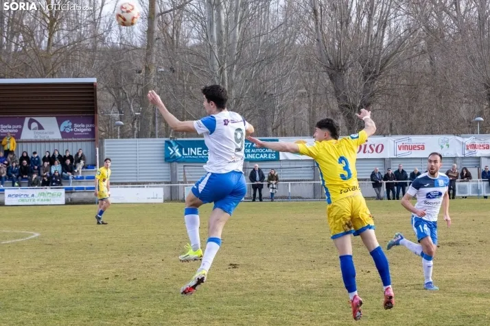 S.D. Almazán vs Arandina./ Viksar Fotografía