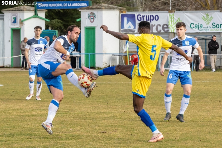 S.D. Almazán vs Arandina./ Viksar Fotografía