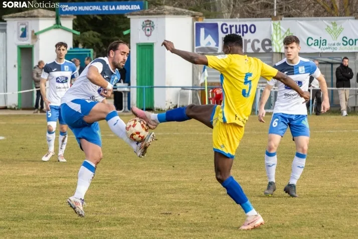 S.D. Almazán vs Arandina./ Viksar Fotografía