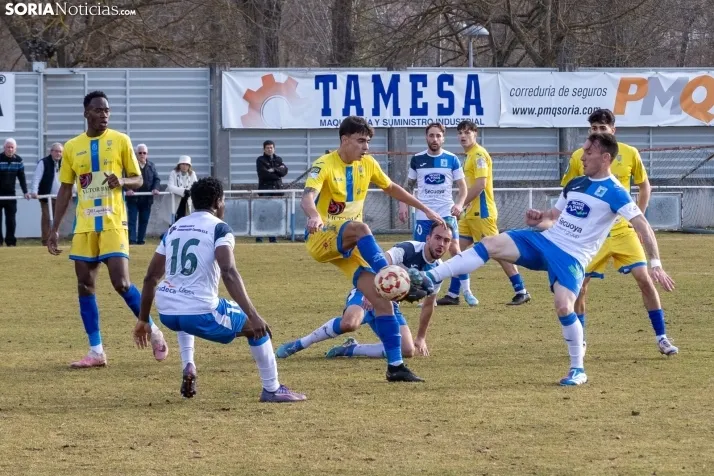 S.D. Almazán vs Arandina./ Viksar Fotografía