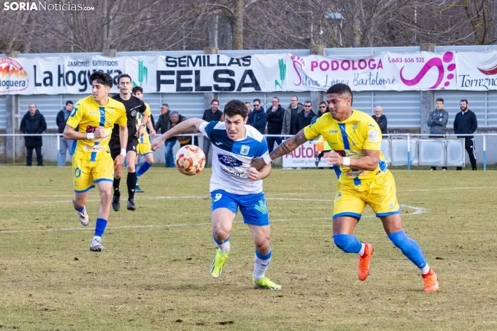 S.D. Almazán vs Arandina./ Viksar Fotografía