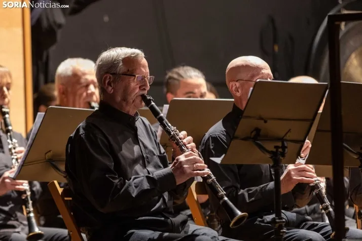 EN FOTOS | La Banda de M&uacute;sica de Almaz&aacute;n cautiva al p&uacute;blico con su concierto &lsquo;M&uac