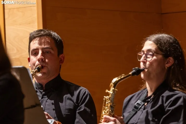 EN FOTOS | La Banda de M&uacute;sica de Almaz&aacute;n cautiva al p&uacute;blico con su concierto &lsquo;M&uac