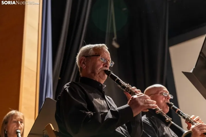 EN FOTOS | La Banda de M&uacute;sica de Almaz&aacute;n cautiva al p&uacute;blico con su concierto &lsquo;M&uac