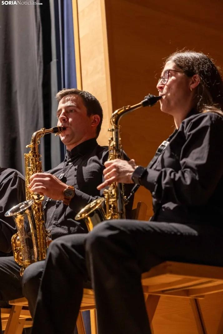 EN FOTOS | La Banda de M&uacute;sica de Almaz&aacute;n cautiva al p&uacute;blico con su concierto &lsquo;M&uac