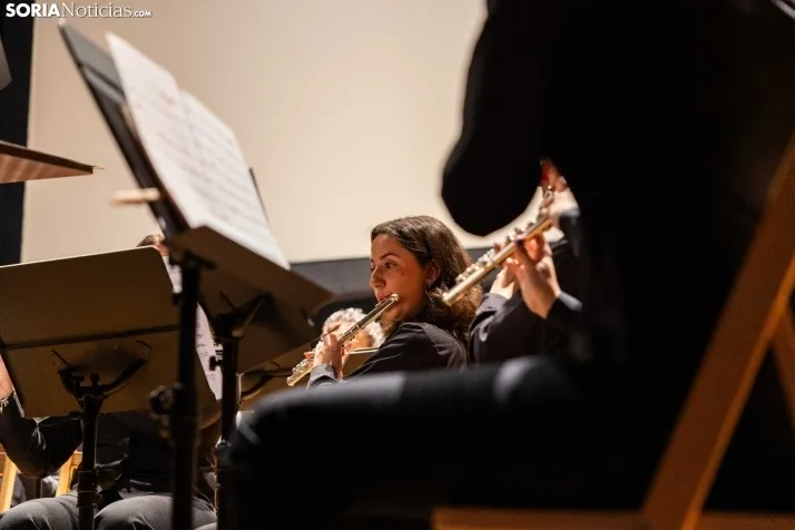 EN FOTOS | La Banda de M&uacute;sica de Almaz&aacute;n cautiva al p&uacute;blico con su concierto &lsquo;M&uac