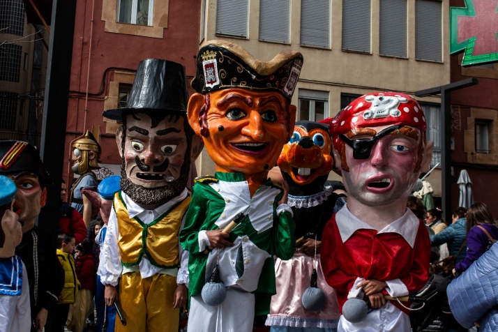 GALER&Iacute;A | Cabezudos, disfraces y chiquiller&iacute;a, obligados ingredientes para el carnaval de Soria 